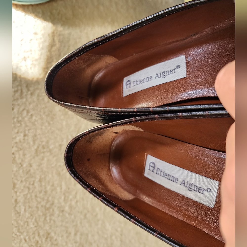 Etienne Aigner Crocodile Embossed Leather Tasseled Loafers Womens Size 9 - Picture 16 of 16